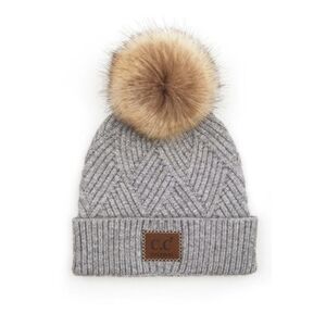 C.C Exclusives Faux Fur Pouf Gray Knit Winter Hat